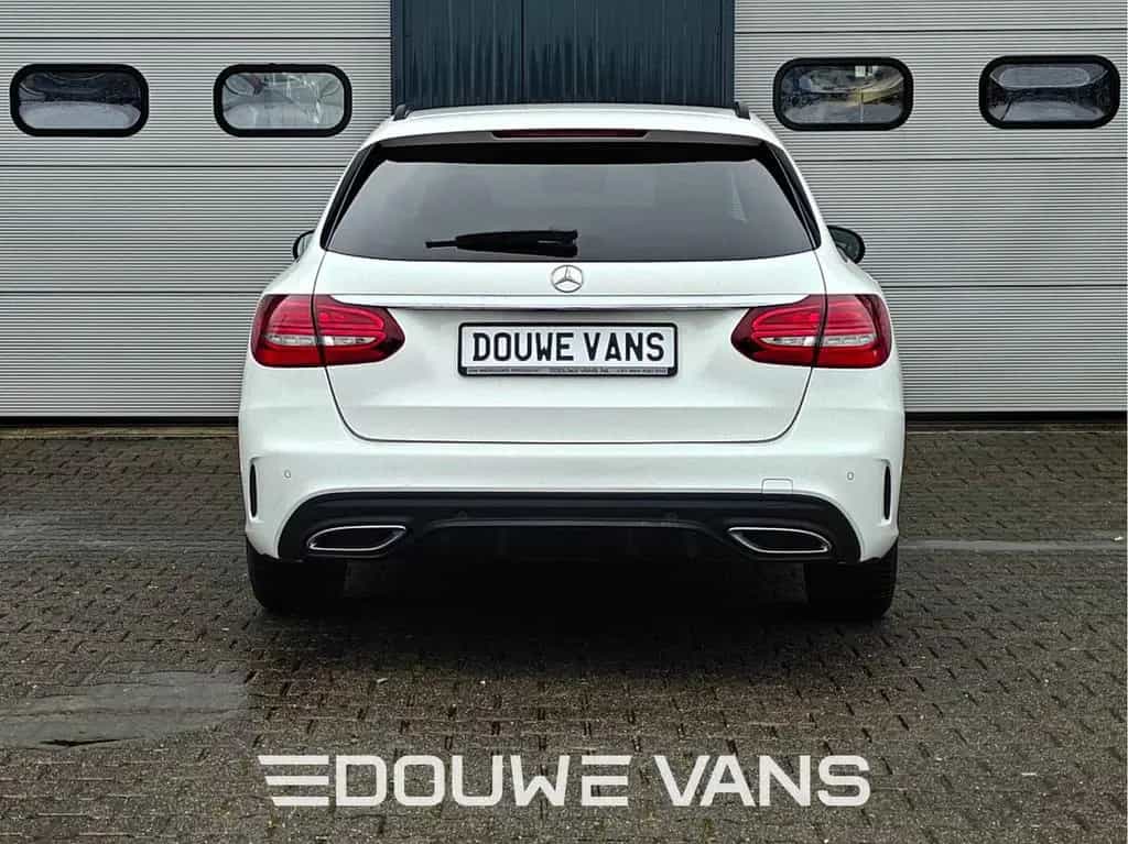 Mercedes-Benz C-Class 200 Estate AMG Night Edition Distronic LED 05/2020-photo-3