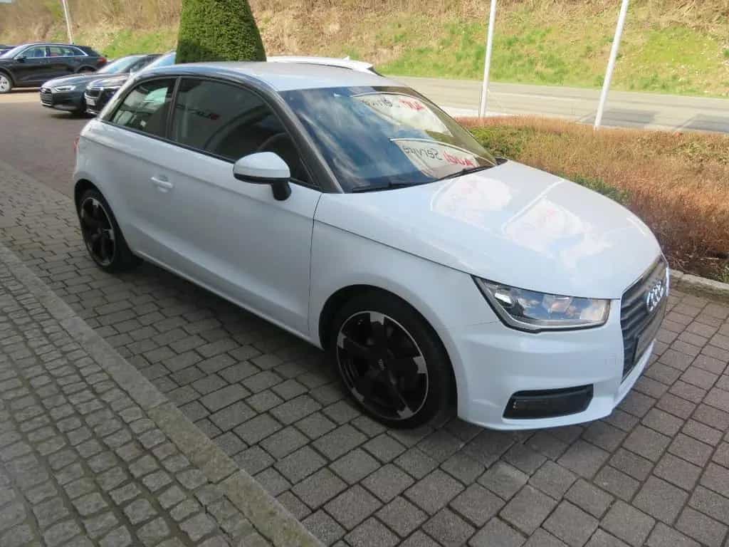 Audi A1 1.4 TFSI NAVI SHZ 09/2015-photo-2