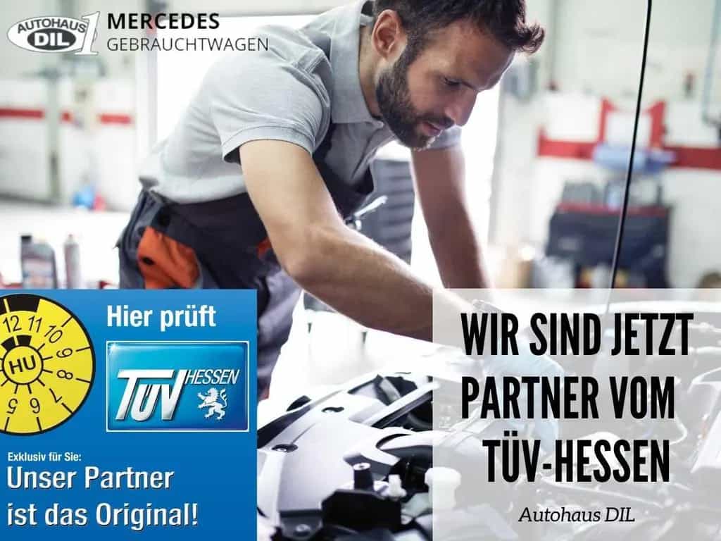 Mercedes-Benz SLC-Class 300 9G-TRONIC *LEDER*AMG*AIRSCARF*MEMORY* 07/2018-photo-11