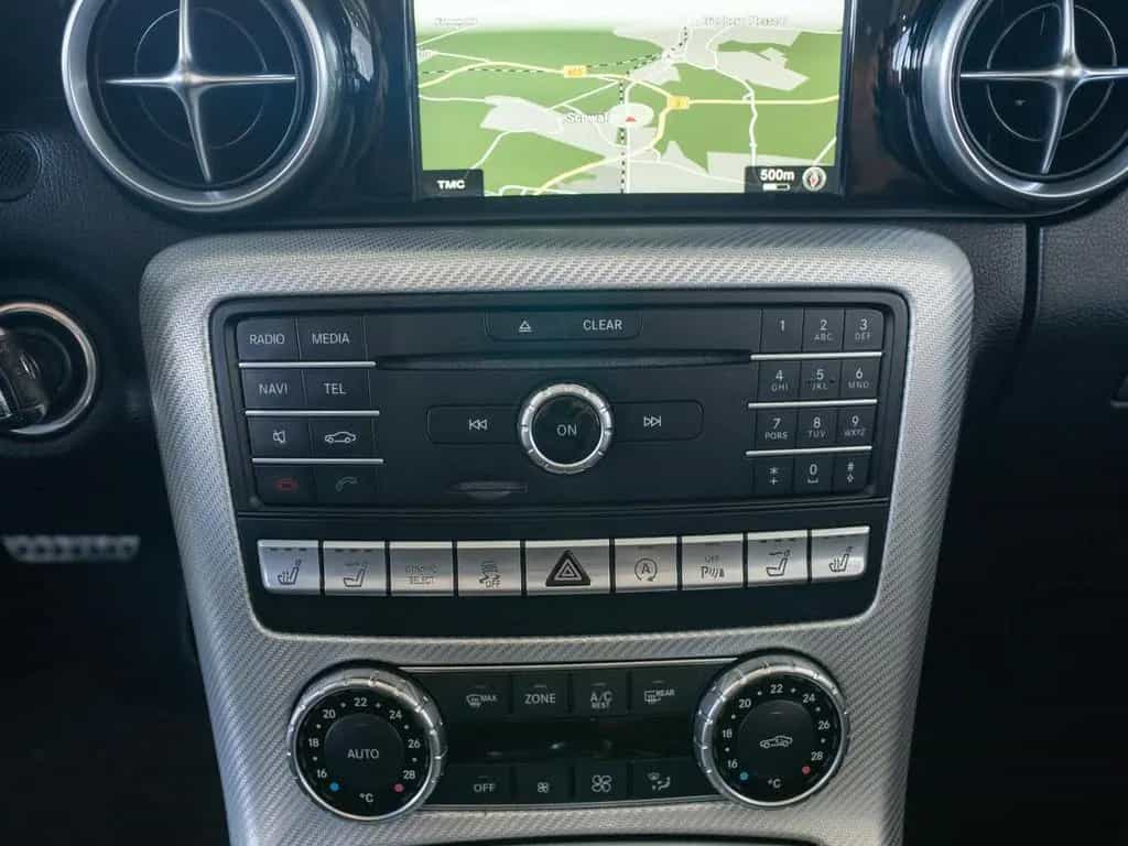 Mercedes-Benz SLC-Class 300 9G-TRONIC *LEDER*AMG*AIRSCARF*MEMORY* 07/2018-photo-17
