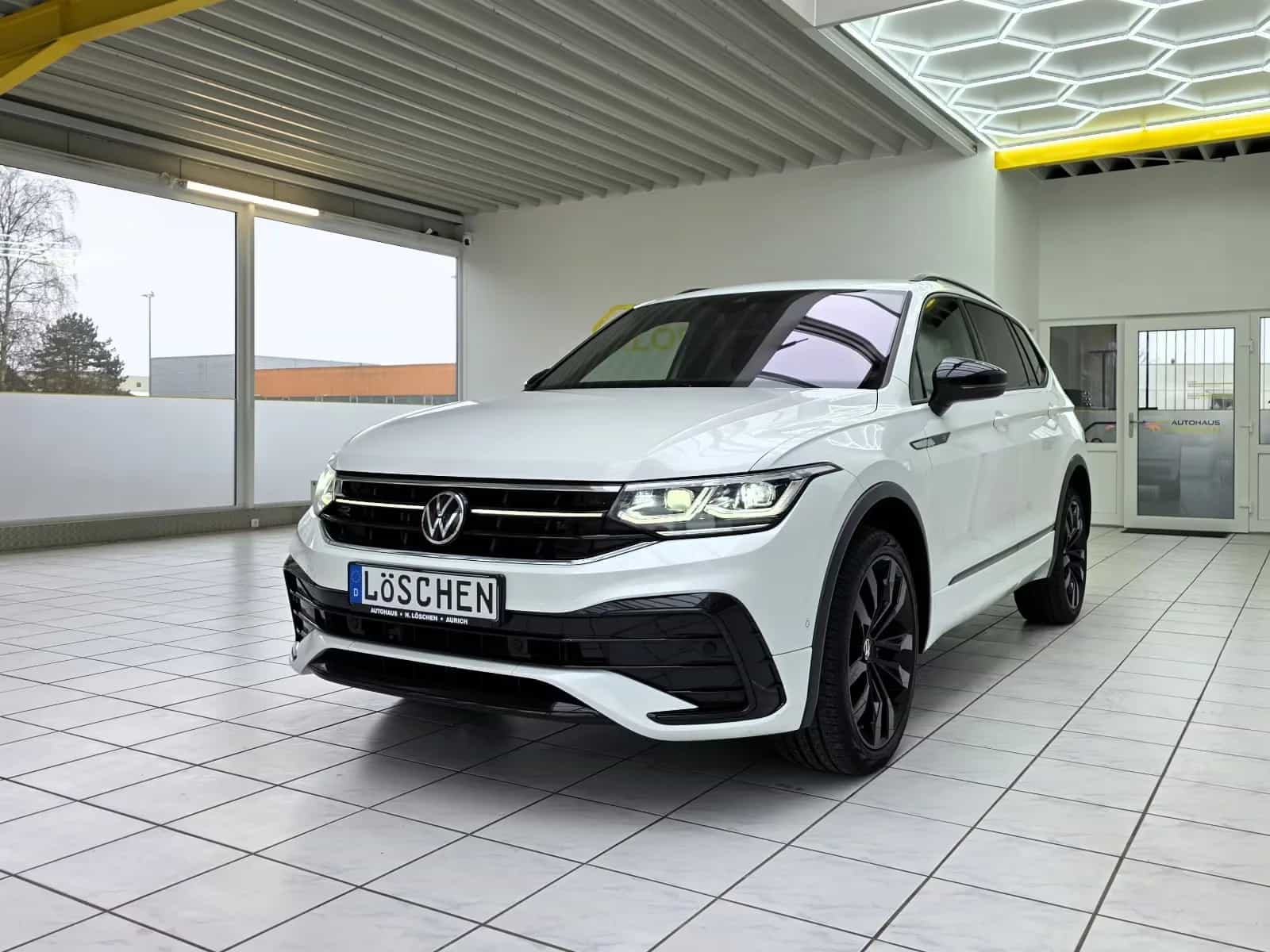 Volkswagen Tiguan Allspace 02/2022-photo-1