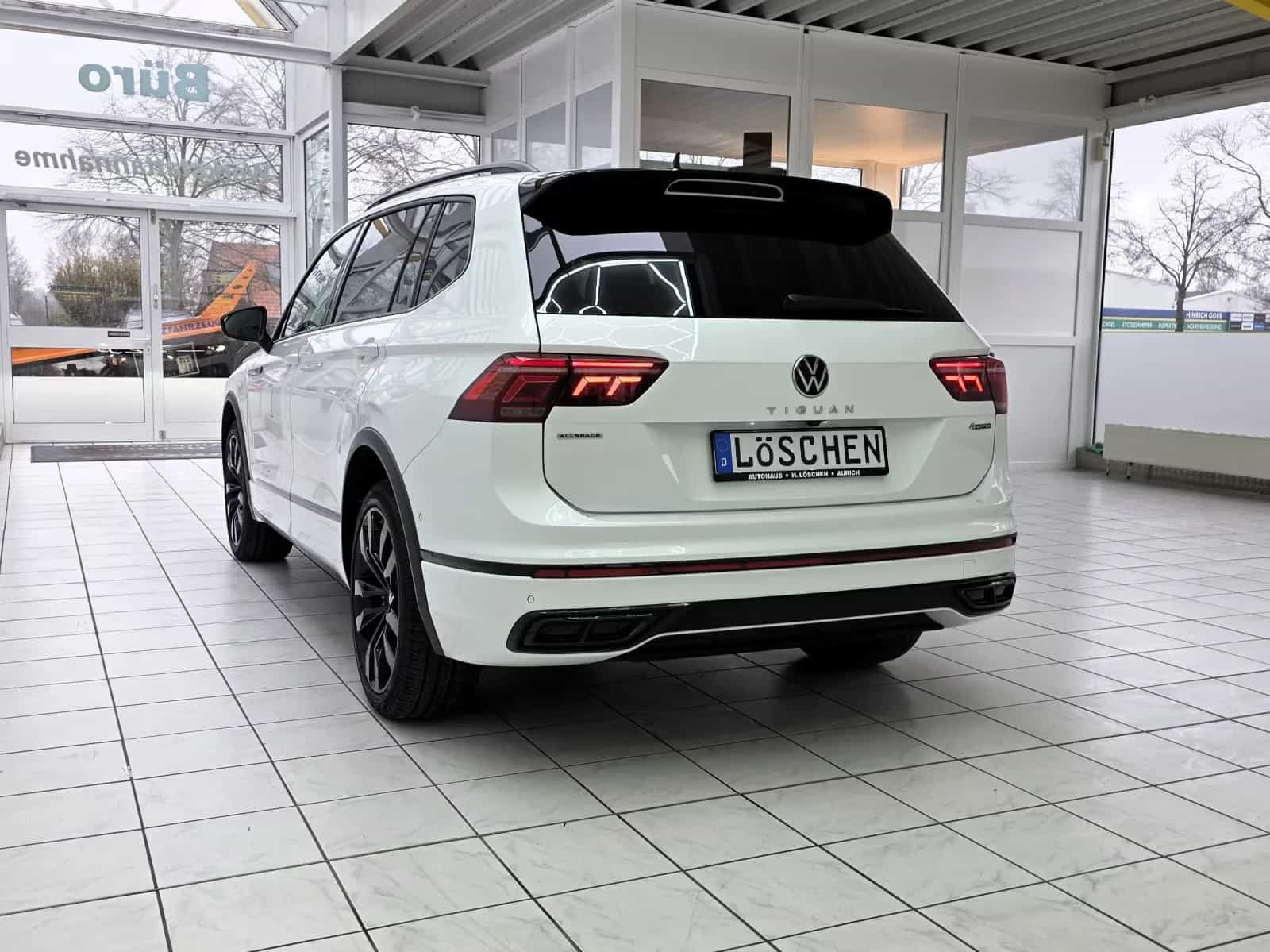 Volkswagen Tiguan Allspace 02/2022-photo-10