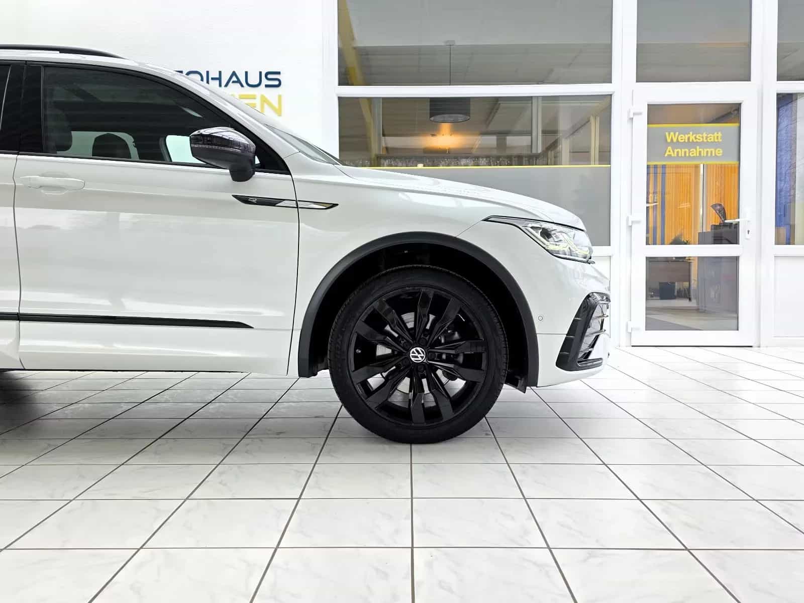 Volkswagen Tiguan Allspace 02/2022-photo-4