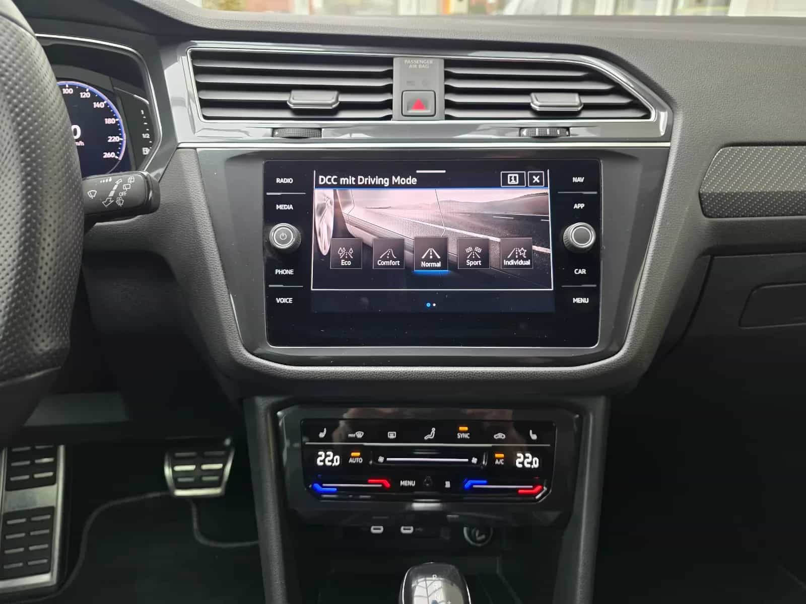Volkswagen Tiguan Allspace 02/2022-photo-43