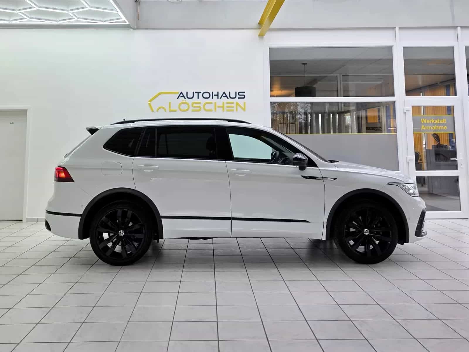 Volkswagen Tiguan Allspace 02/2022-photo-7