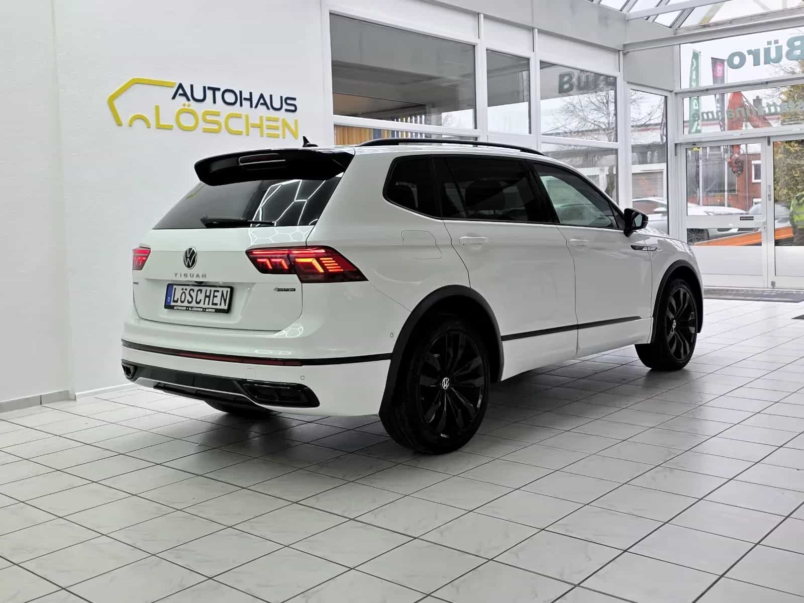 Volkswagen Tiguan Allspace 02/2022-photo-8