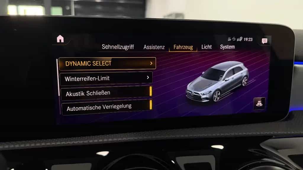 Mercedes-Benz A 200 AMG Line/Ambiente/RFK/Leder/MBUX/LED/Navi 10/2018-photo-23