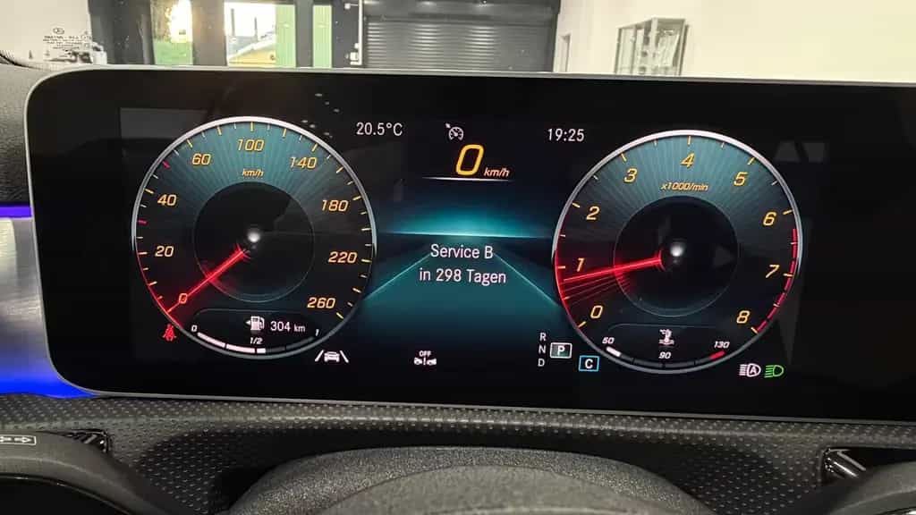 Mercedes-Benz A 200 AMG Line/Ambiente/RFK/Leder/MBUX/LED/Navi 10/2018-photo-31