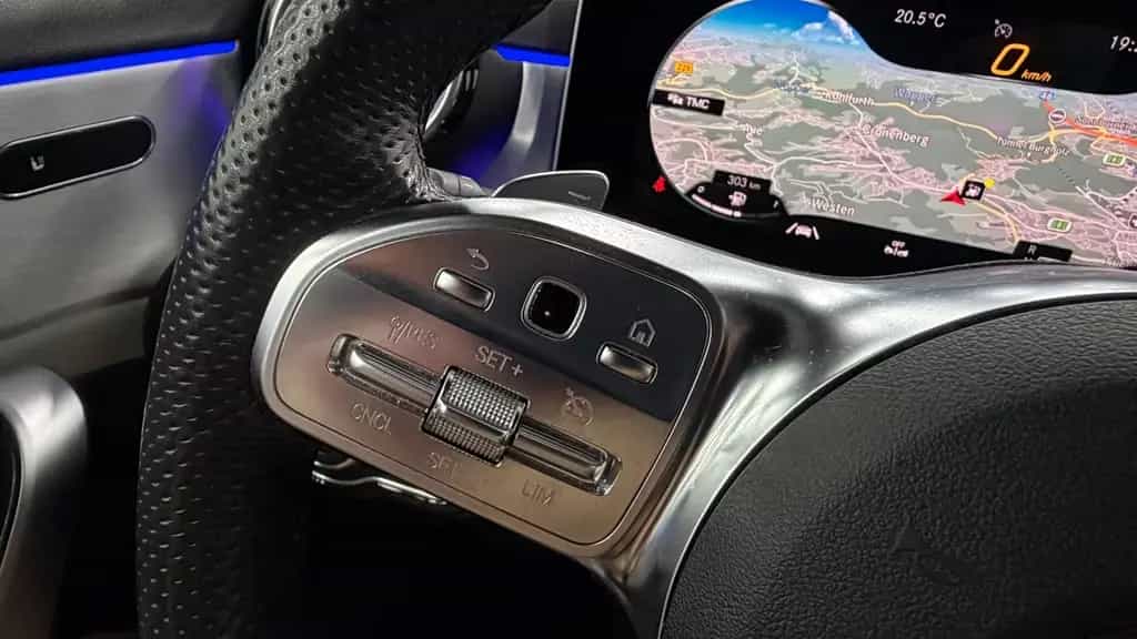 Mercedes-Benz A 200 AMG Line/Ambiente/RFK/Leder/MBUX/LED/Navi 10/2018-photo-33