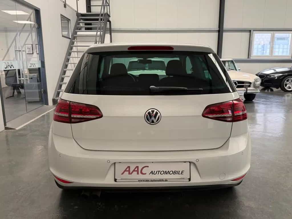 Volkswagen Golf VII Lim. Highline BMT/Alcantara/AHK/1. Hand 09/2015-photo-3
