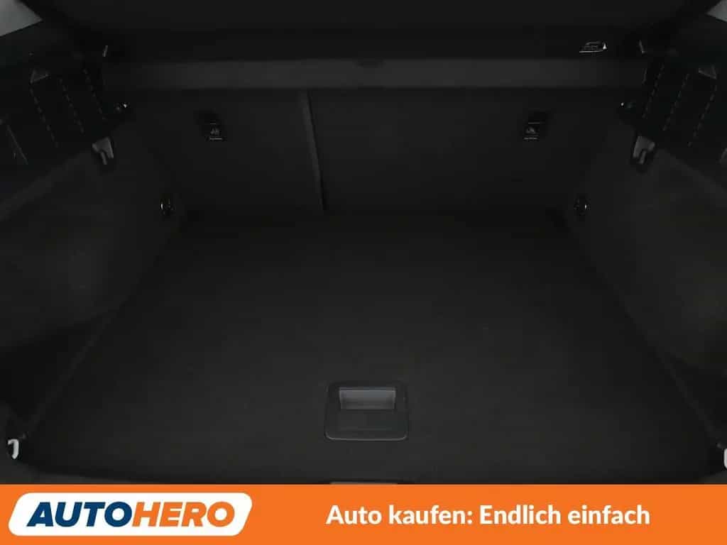 Audi Q2 40 TFSI quattro Sport Aut.*NAVI*LED*TEMPO*CAM 03/2019-photo-17