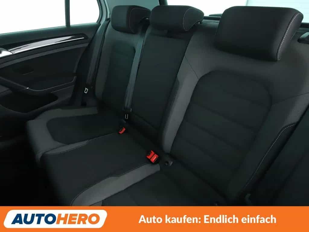 Volkswagen Golf VII 1.5 TSI ACT Highline BlueMotion*LED* 10/2018-photo-13