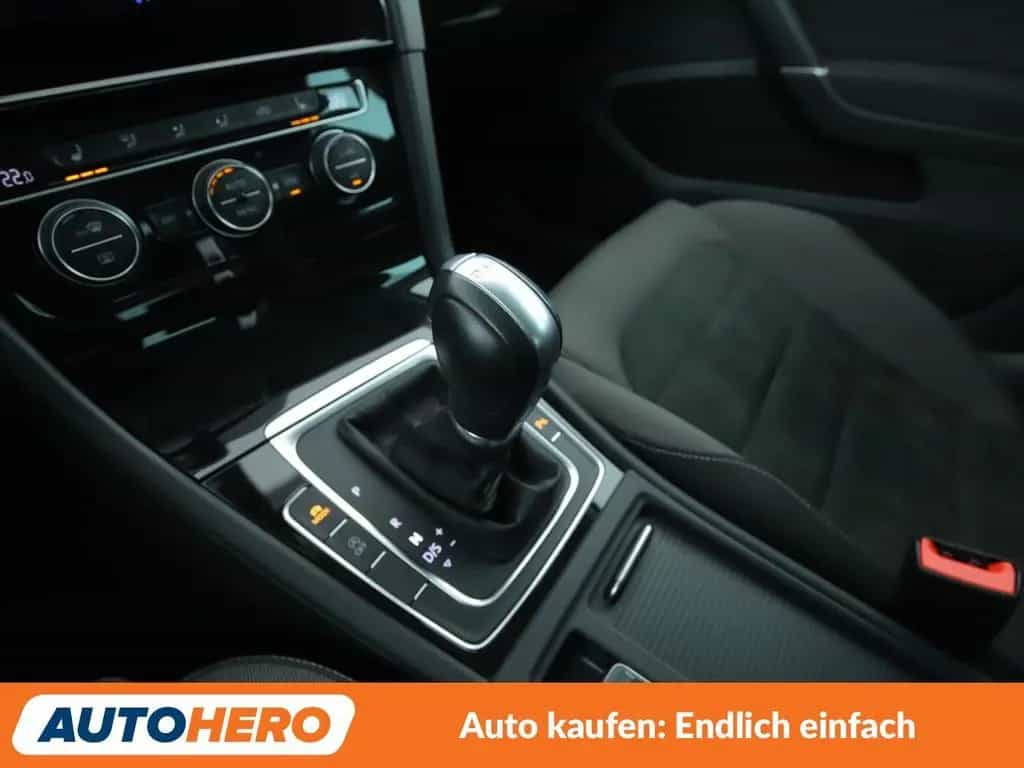 Volkswagen Golf VII 1.5 TSI ACT Highline BlueMotion*LED* 10/2018-photo-24