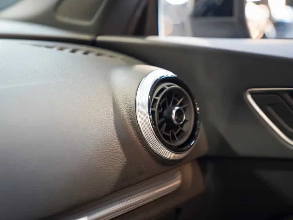 Audi A3 Cabrio 1.4 TFSI sport Xenon Windschott Navi 05/2018-photo-24
