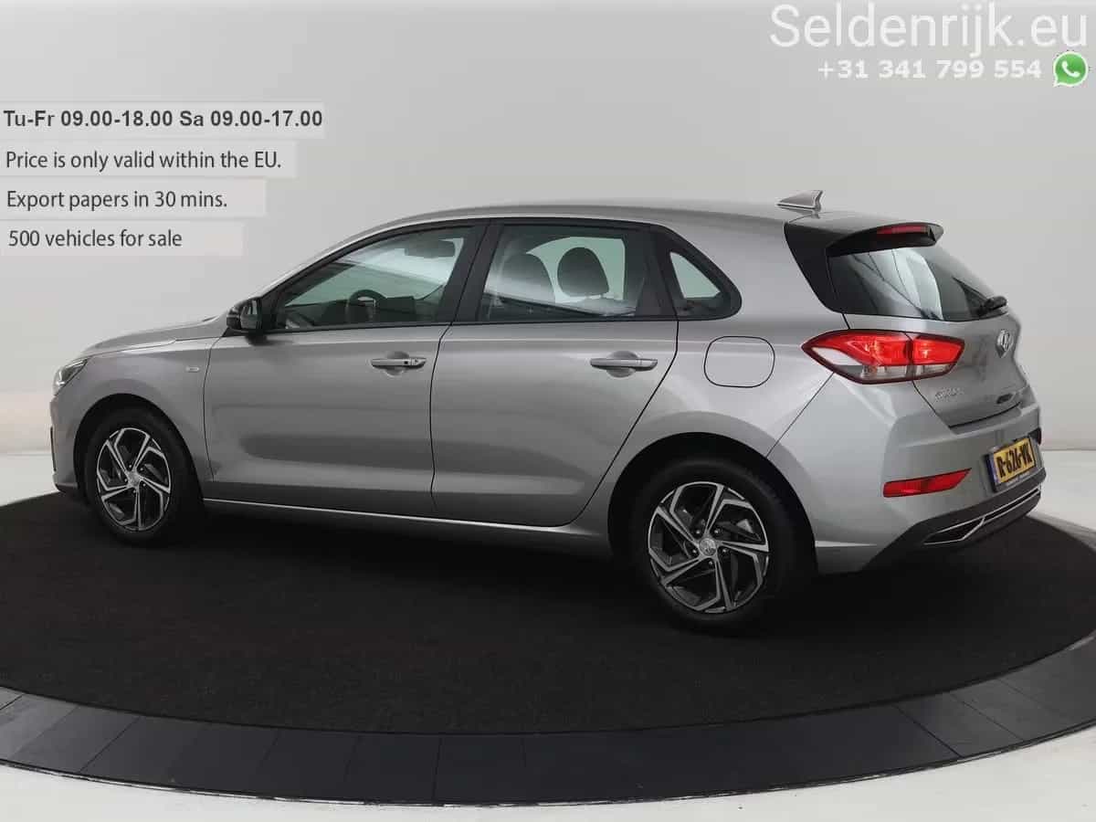Hyundai i30 12/2022-photo-1