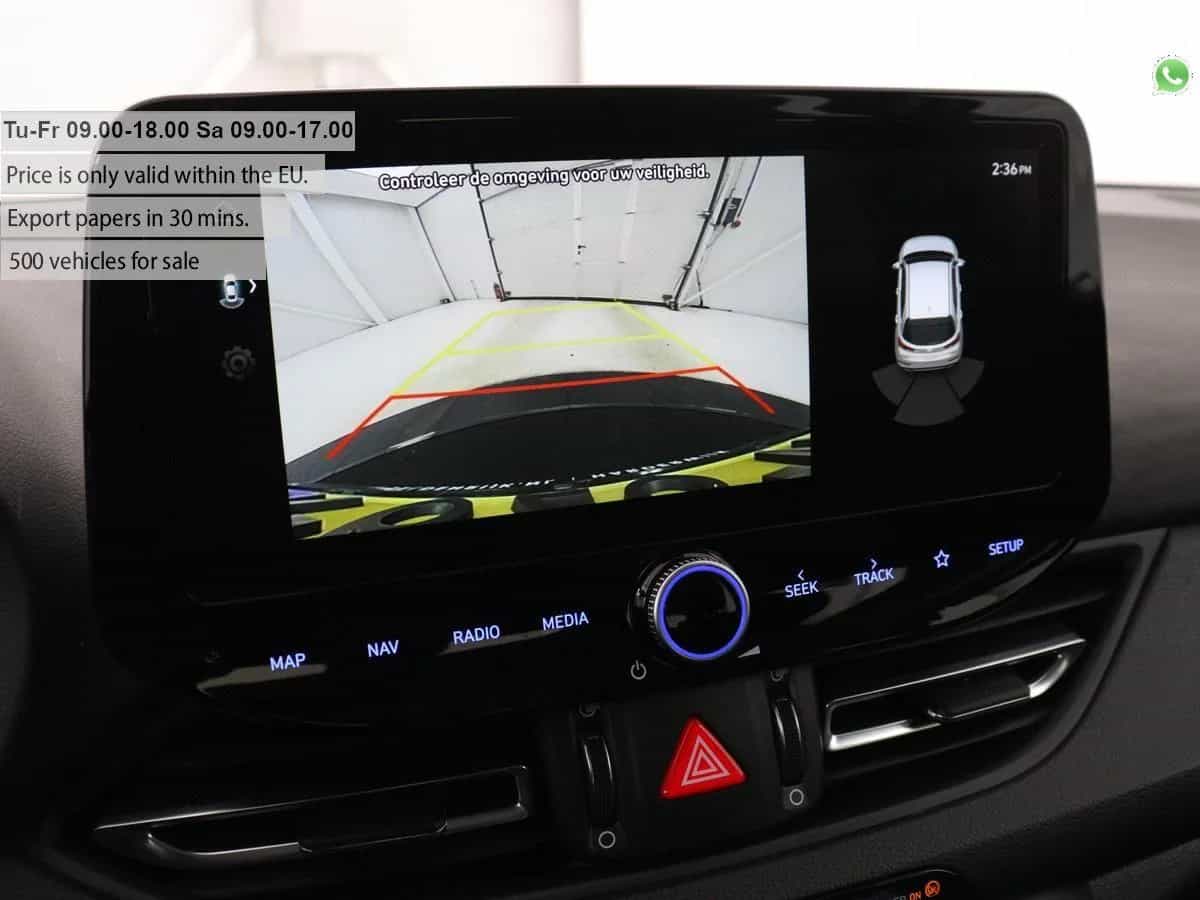 Hyundai i30 12/2022-photo-11