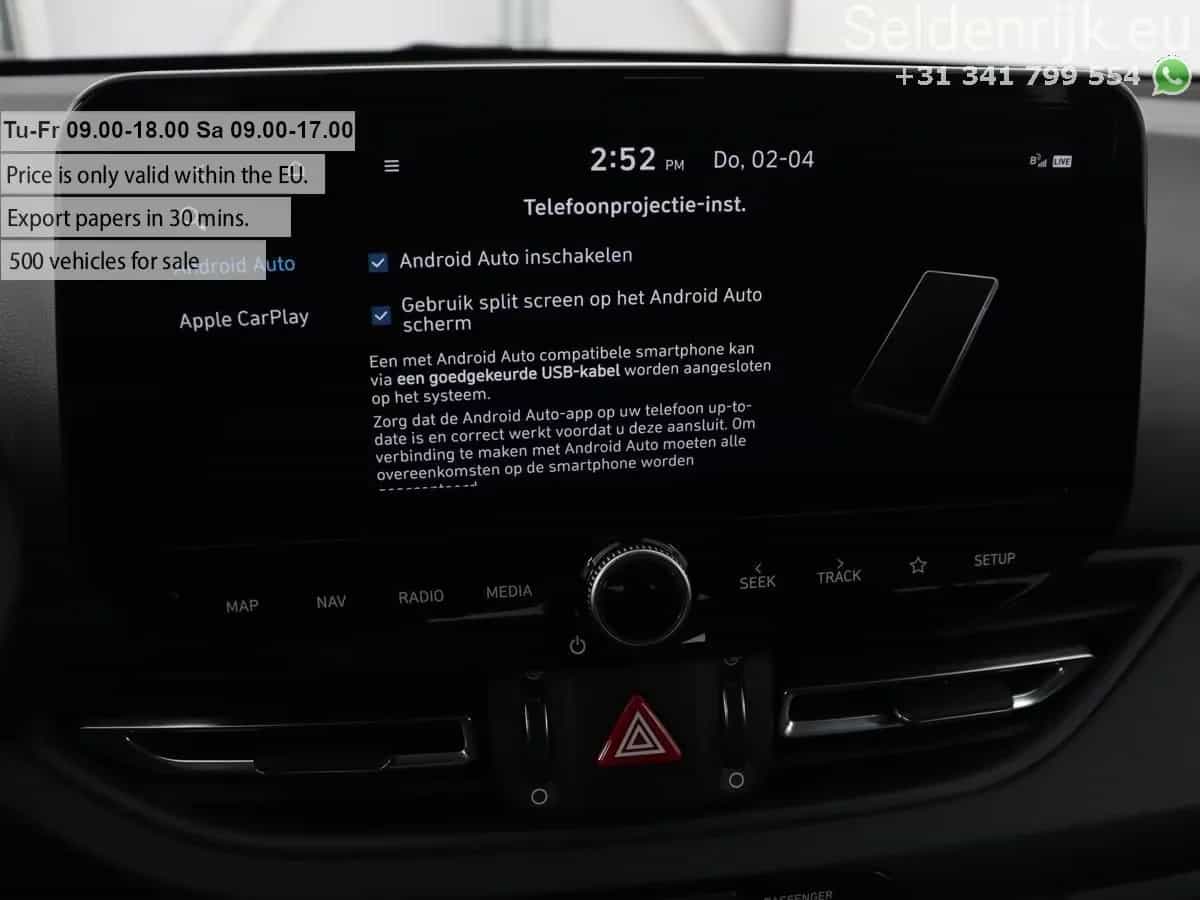 Hyundai i30 12/2022-photo-18
