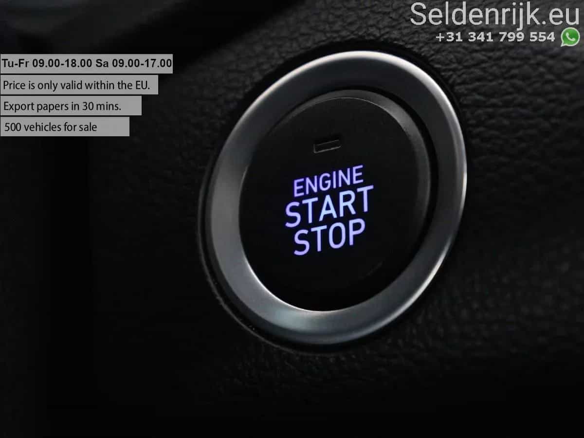 Hyundai i30 12/2022-photo-24