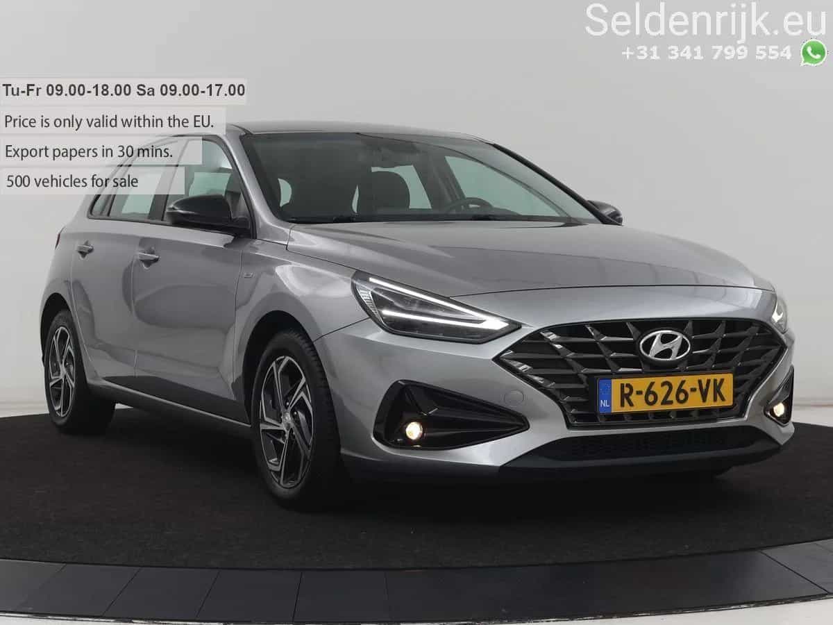 Hyundai i30 12/2022-photo-32