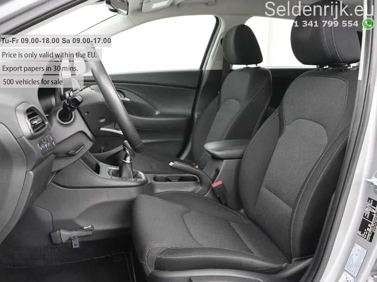Hyundai i30 12/2022-photo-4