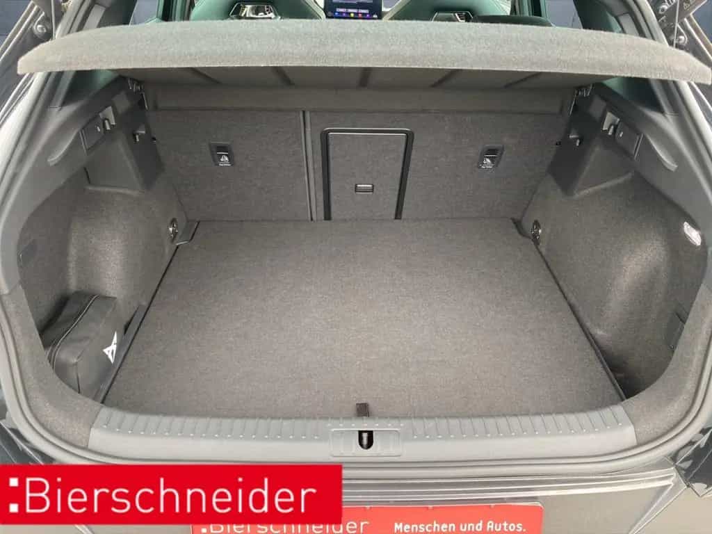 Cupra Formentor VZ5 Pano Matrix-LED eHeck Top View Aud 02/2024-photo-7