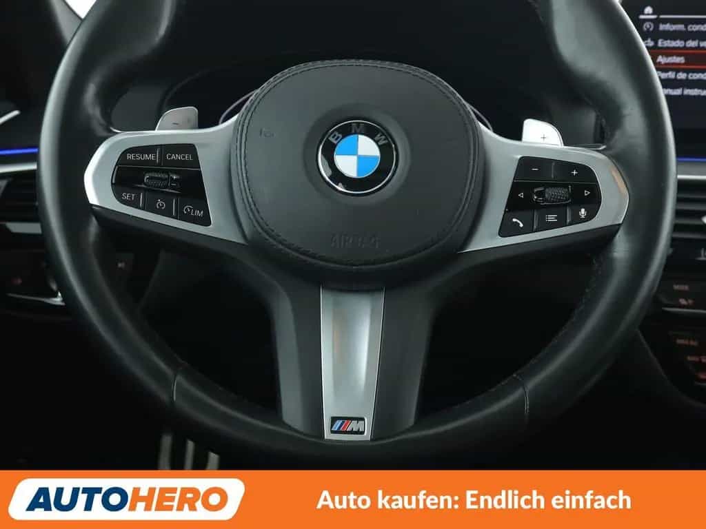 BMW 520 d Mild-Hybrid xDrive M Sport Aut*NAVI*LED*CAM 01/2022-photo-18