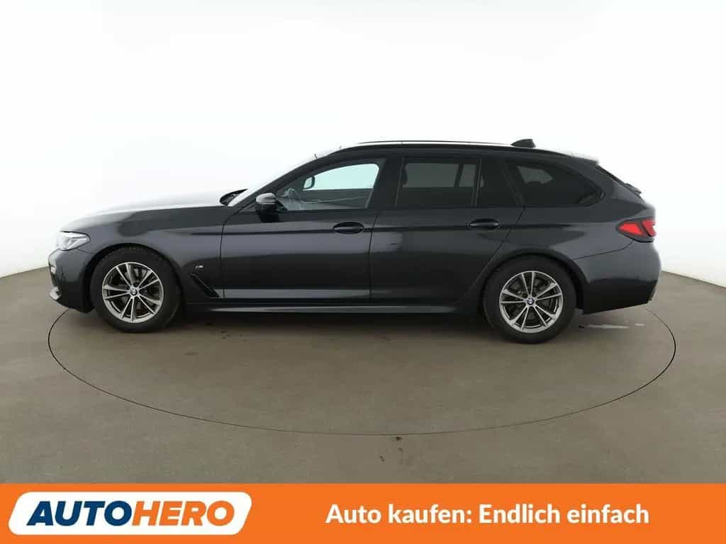 BMW 520 d Mild-Hybrid xDrive M Sport Aut*NAVI*LED*CAM 01/2022-photo-2