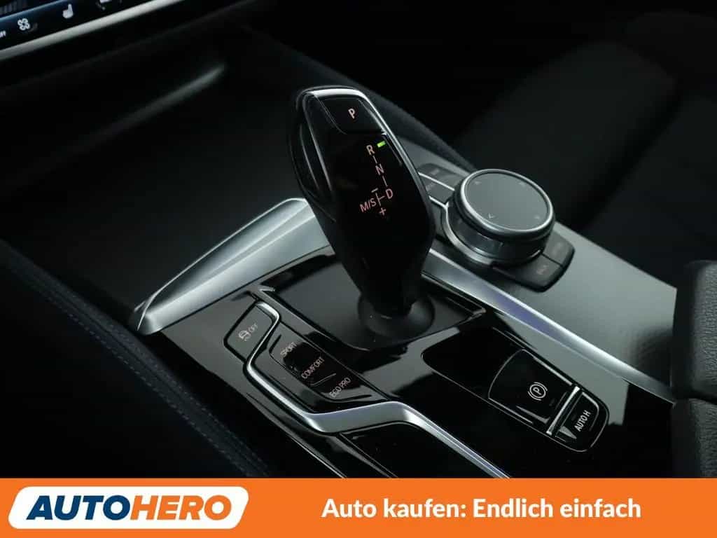 BMW 520 d Mild-Hybrid xDrive M Sport Aut*NAVI*LED*CAM 01/2022-photo-26