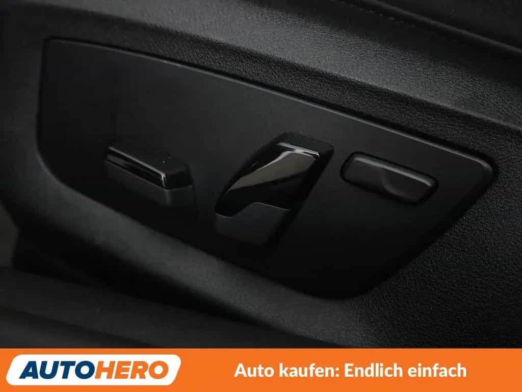 BMW 520 d Mild-Hybrid xDrive M Sport Aut*NAVI*LED*CAM 01/2022-photo-36