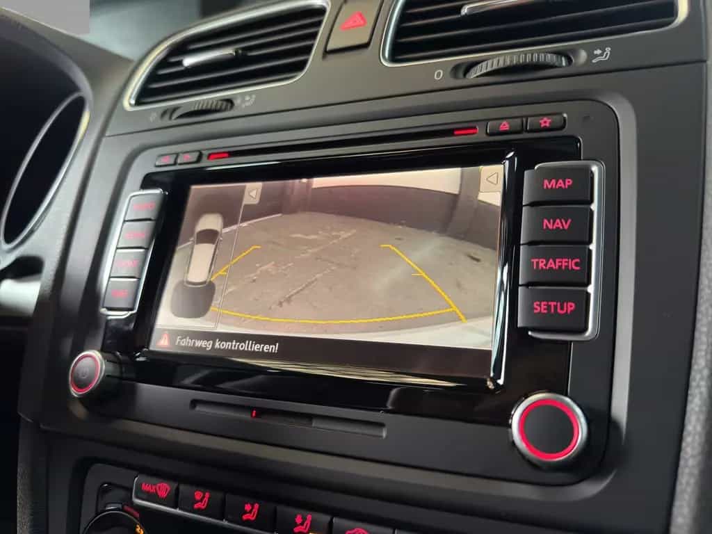 Volkswagen Golf R 4M DSG *1.Hand *Schalensitze *DCC *KeyGo 05/2011-photo-5