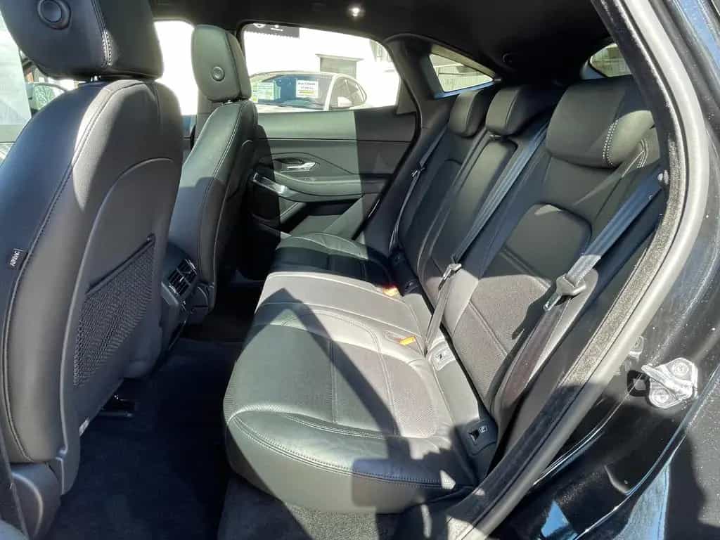 Jaguar E-Pace P250 AWD"BLACK PACK"+Panorama+KAMERA+2.Hd 09/2018-photo-23