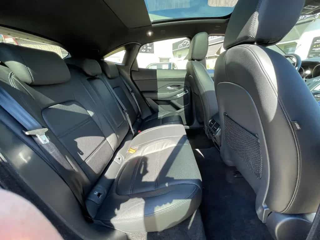 Jaguar E-Pace P250 AWD"BLACK PACK"+Panorama+KAMERA+2.Hd 09/2018-photo-30