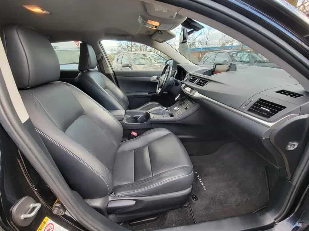 Lexus CT 200h Dynamic *Navi *Leder *Kamera *Scheckheft 11/2011-photo-10