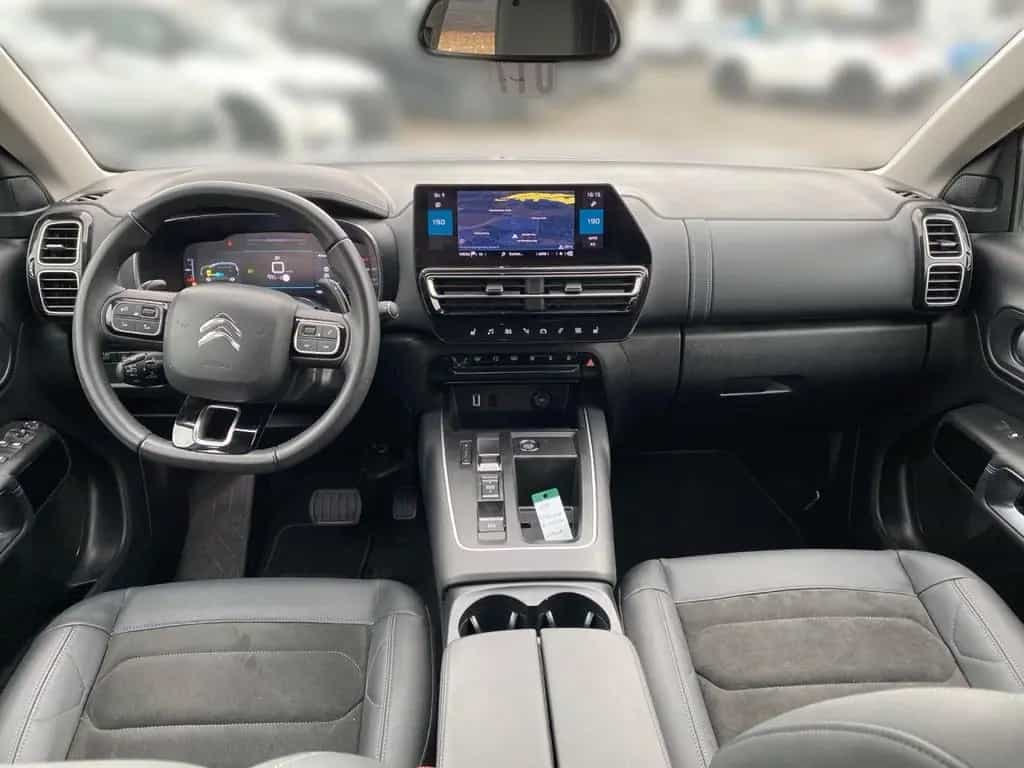 Citroën C5 Aircross Hybrid 136 PLUS 02/2024-photo-9