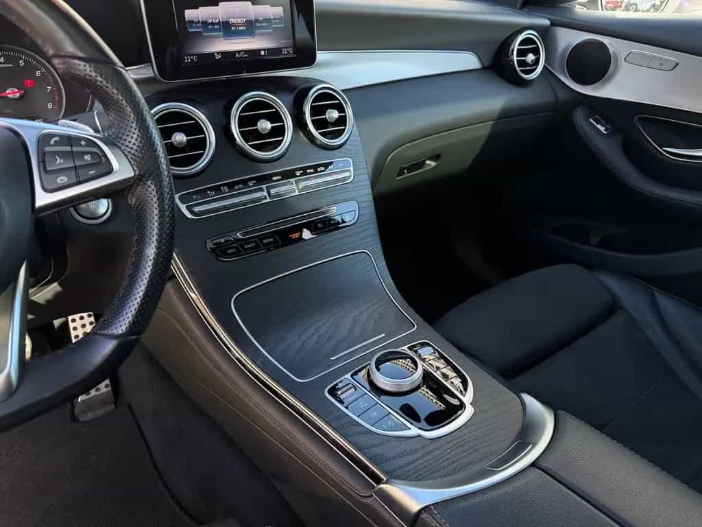 Mercedes-Benz GLC-Class 250 4Matic Pano Kamera LED AHK 01/2019-photo-13