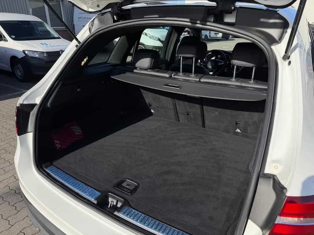 Mercedes-Benz GLC-Class 250 4Matic Pano Kamera LED AHK 01/2019-photo-20