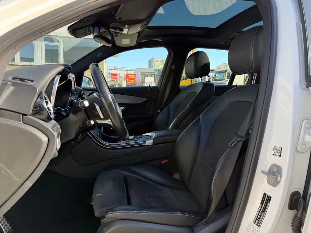Mercedes-Benz GLC-Class 250 4Matic Pano Kamera LED AHK 01/2019-photo-7