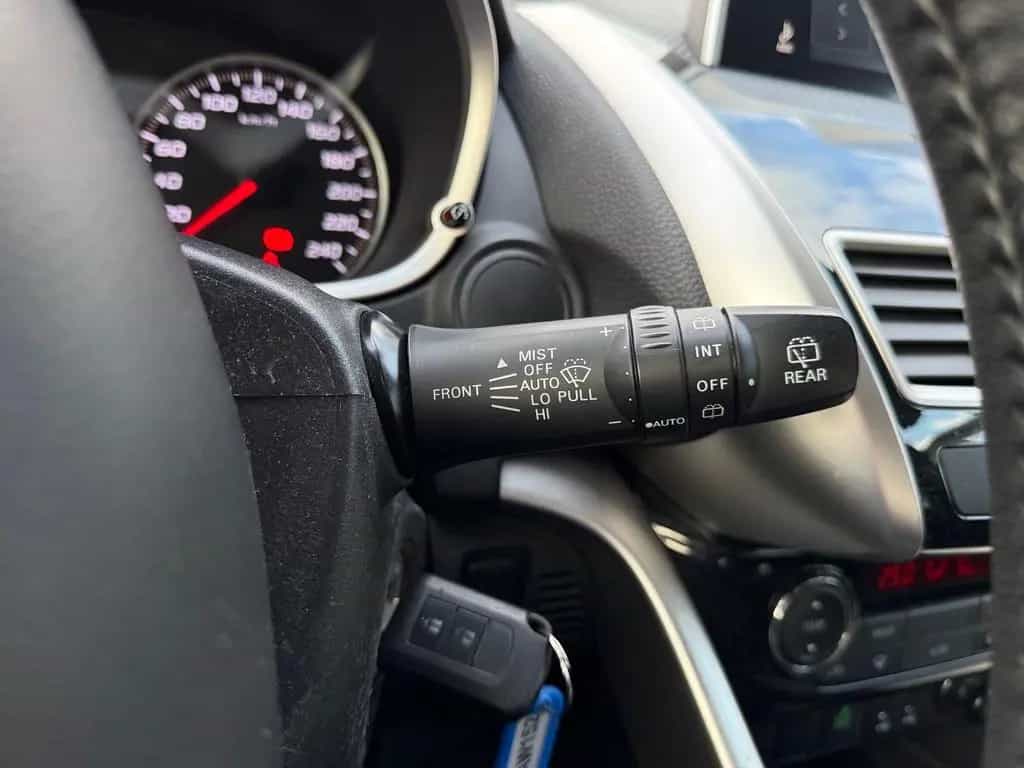 Mitsubishi Eclipse Cross 1.5 T-MIVEC Sitzheizung AHK Kamera 07/2020-photo-21