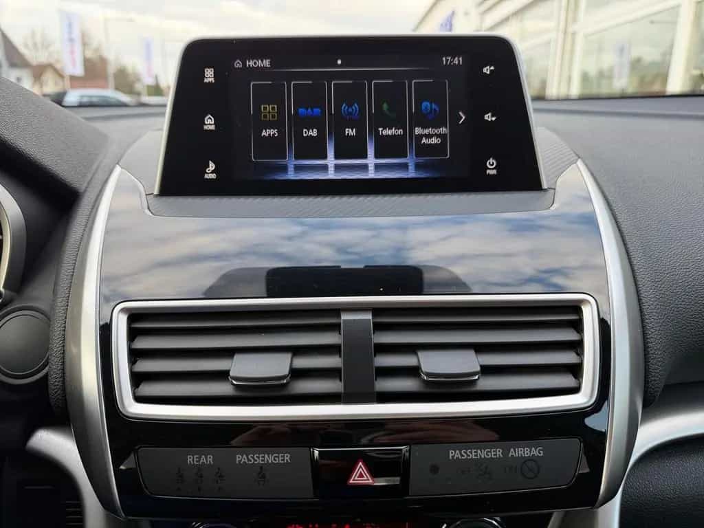 Mitsubishi Eclipse Cross 1.5 T-MIVEC Sitzheizung AHK Kamera 07/2020-photo-24