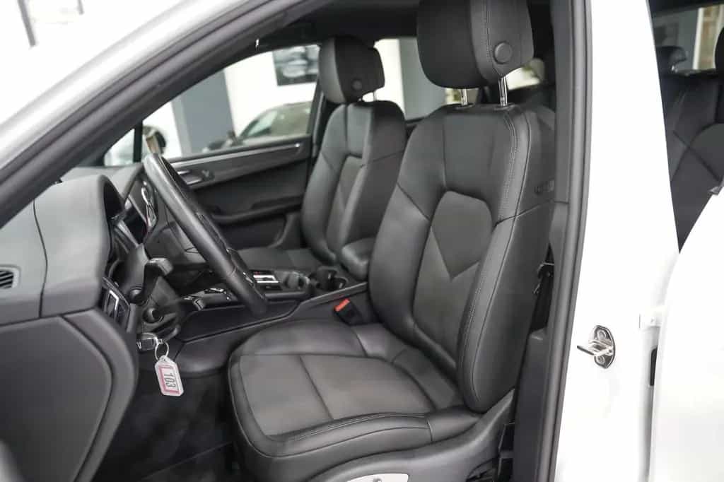Porsche Macan 10/2022-photo-9