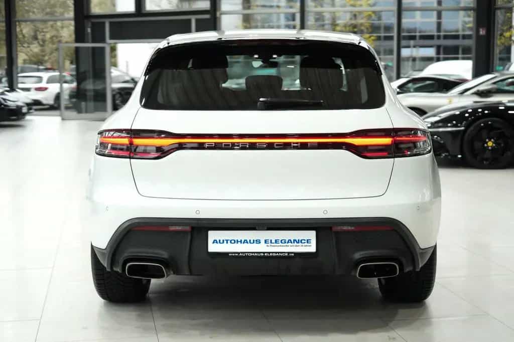 Porsche Macan 10/2022-photo-5