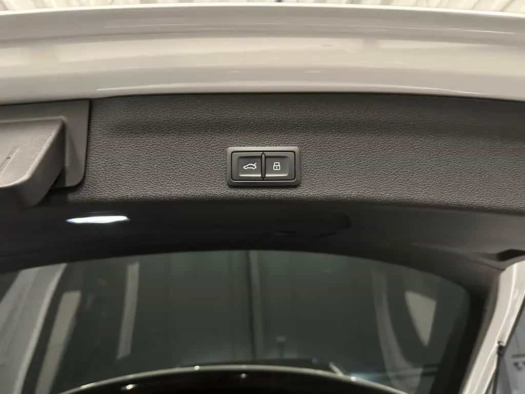 Audi A6 Avant 45 TFSI quattro Sport *PANORAMA*LEDER* 04/2023-photo-30