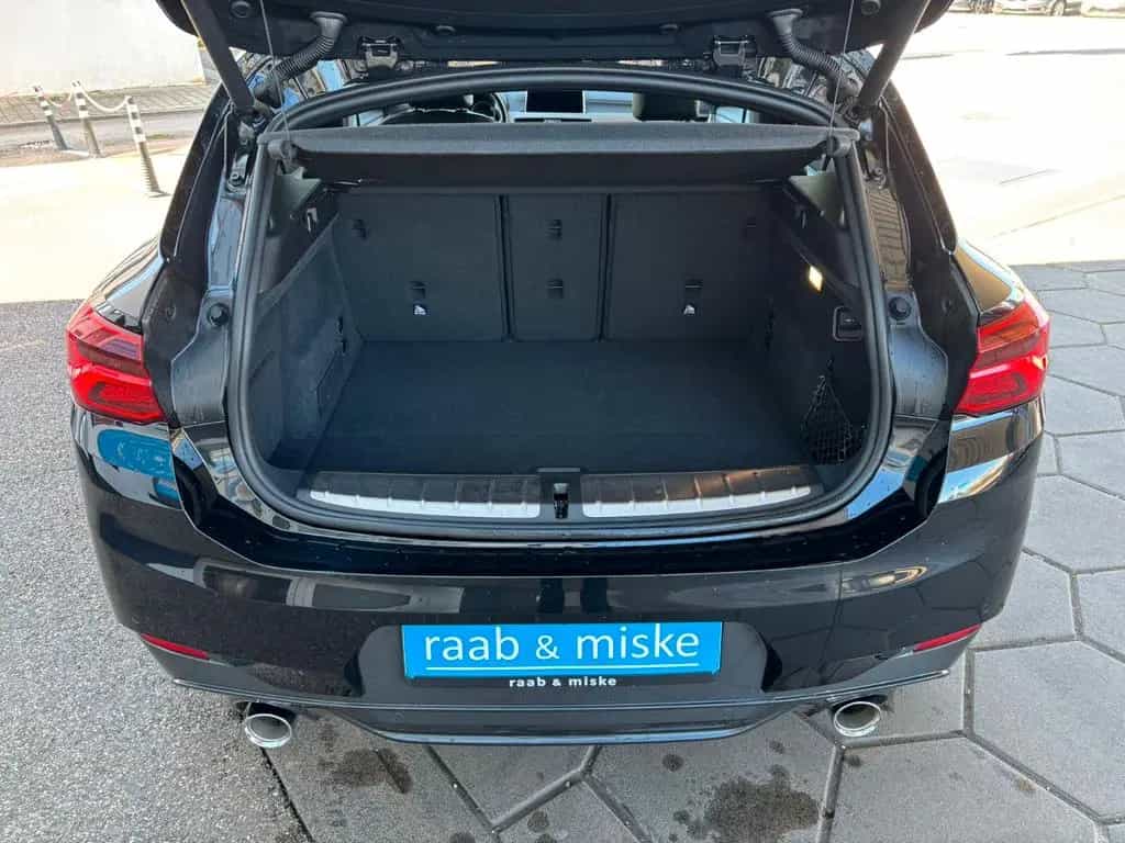 BMW X2 xDrive 20d M-Paket *Navi/HUD/AHK* 09/2018-photo-11