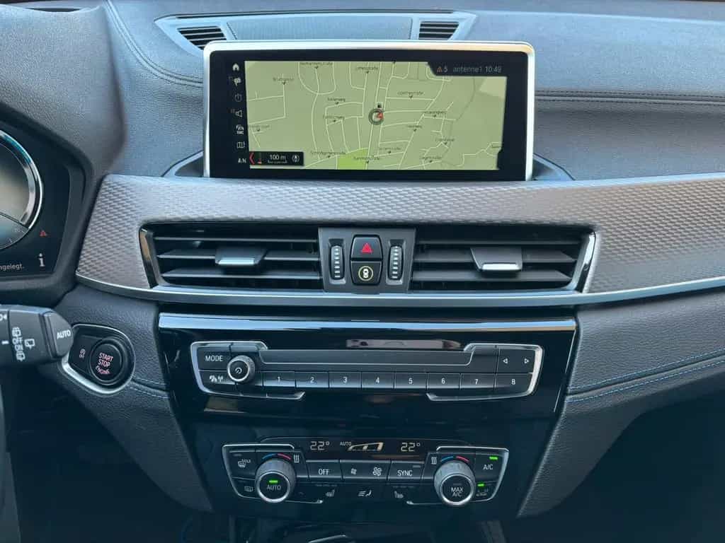 BMW X2 xDrive 20d M-Paket *Navi/HUD/AHK* 09/2018-photo-18