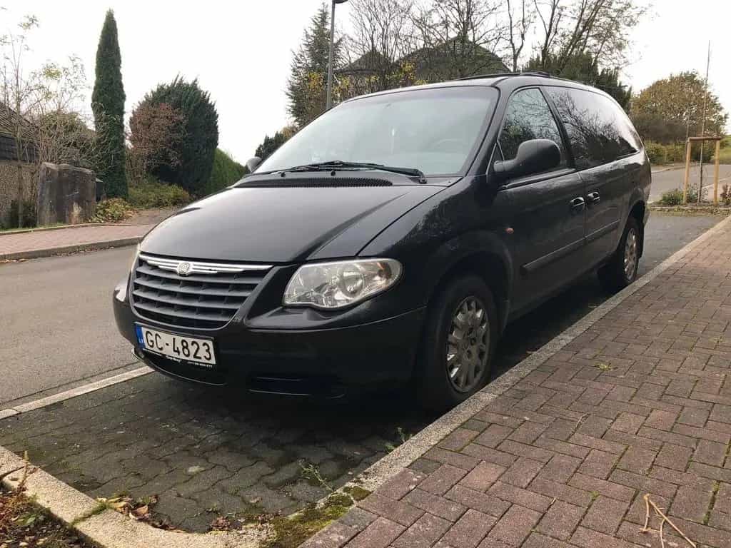 Chrysler Voyager Classic 2.8 CRD Autom. Classic 02/2006-photo-0