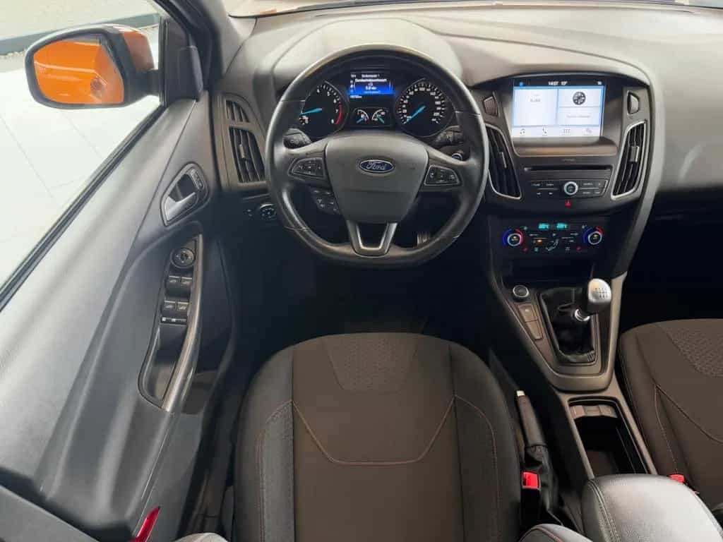 Ford Focus Lim. ST-Line Klimaauto Tempomat SHZ 01/2018-photo-1