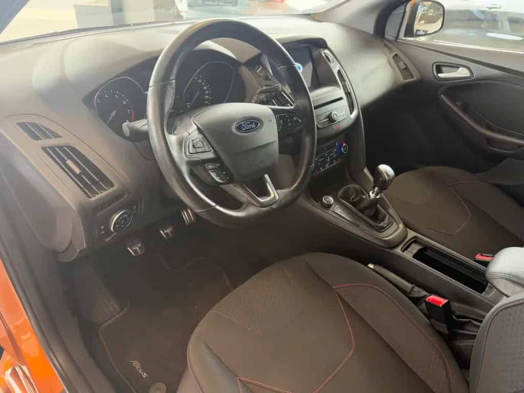 Ford Focus Lim. ST-Line Klimaauto Tempomat SHZ 01/2018-photo-10