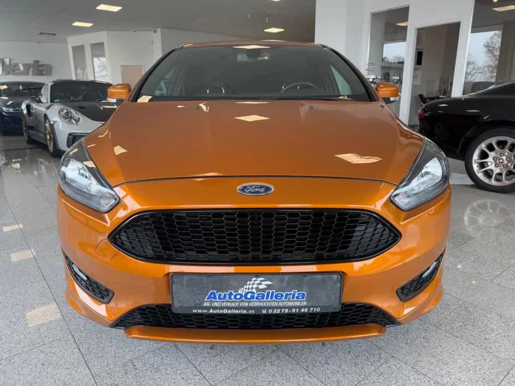 Ford Focus Lim. ST-Line Klimaauto Tempomat SHZ 01/2018-photo-5