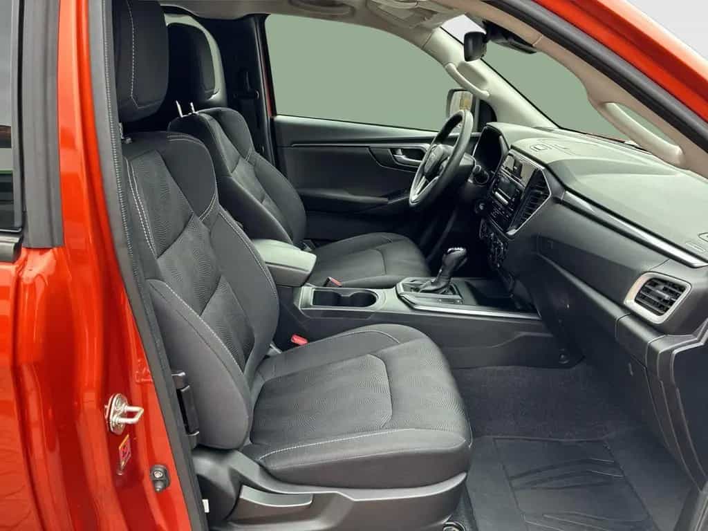 Isuzu D-Max Space Cab 4WD LS Anhängerkupplung Navi AH 08/2021-photo-11