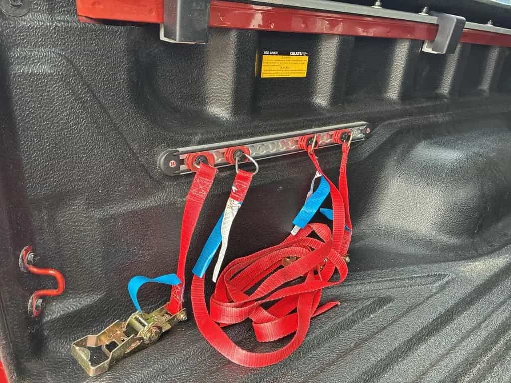 Isuzu D-Max Space Cab 4WD LS Anhängerkupplung Navi AH 08/2021-photo-21